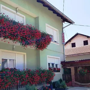 Ana Apartment